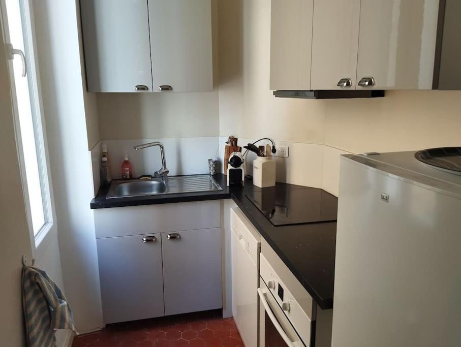 Appartement De Charme - Wifi - Centre Historique Toulon Kültér fotó